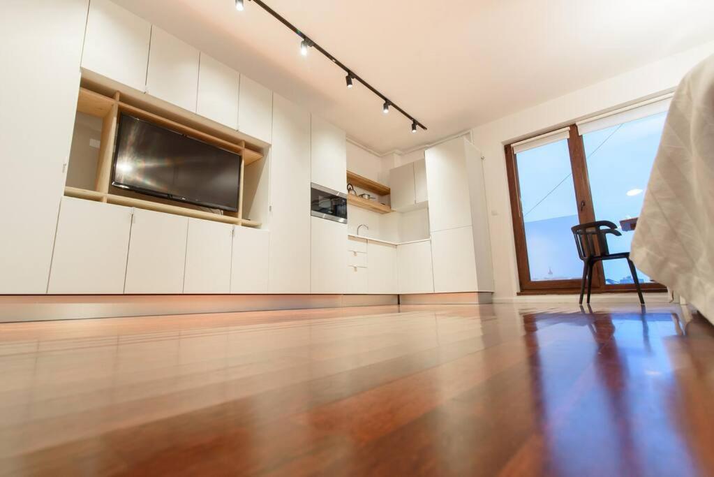 Bianco 19 - Central Studio Universitate - Old Town Bucureşti Ngoại thất bức ảnh