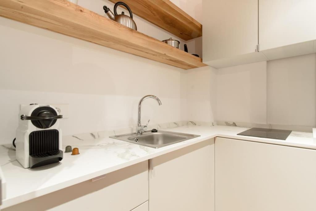 Bianco 19 - Central Studio Universitate - Old Town Bucureşti Ngoại thất bức ảnh